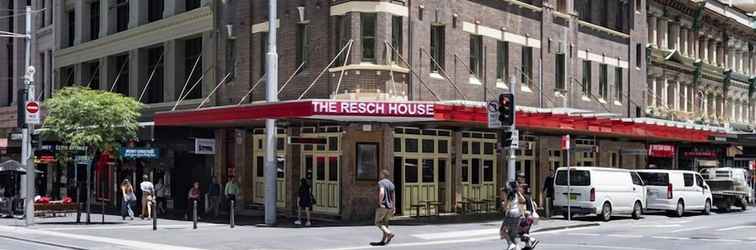 Lainnya The Resch House