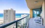Others 6 Stunning 3-bed Apt in Surfers Paradise w/ Parking