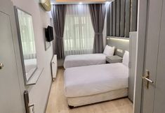 Lain-lain 7 Crowned Plus Hotel