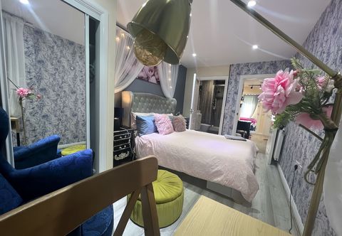 Khác Luxury Apartment 4 bed Room in Canary Wharf