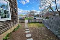 Others Marblehead Oasis 3 Bedroom Townhouse by Redawning