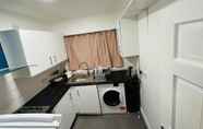 Lainnya 7 Immaculate 1-bed Apartment in Harrow