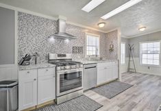 Others 5 Chic Seneca Falls Home on Cayuga Wine Trail!