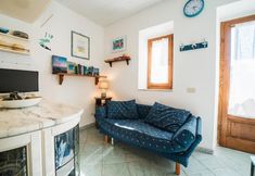 Lain-lain 5 Perfume House in Marciana