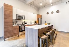 Others 4 Convention Center - Touchless 3bd Downtown