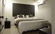 Khác 4 The Sky Comfort-Hotel Jamnagar Residency