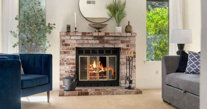 Lainnya Delightful Home w Fireplace Patio Fire Pit