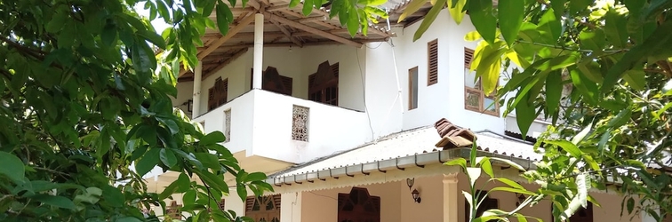 Khác Charming 3-bed Apartment in Weligama