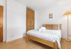 Others 3 Spacious 3-bed House With car Park Near Heathrow
