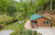 Others 2 Eagles Nest in Pisgah Forest