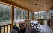 อื่นๆ 2 Creekside Log Cabin in Pisgah Forest