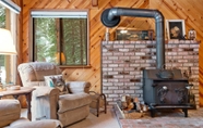 Others 3 Cozy Winter Cabin Retreat Near Ski Resorts