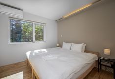 Others 4 Homerunner by H2 Life