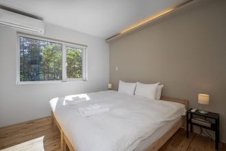 Others 4 Homerunner by H2 Life