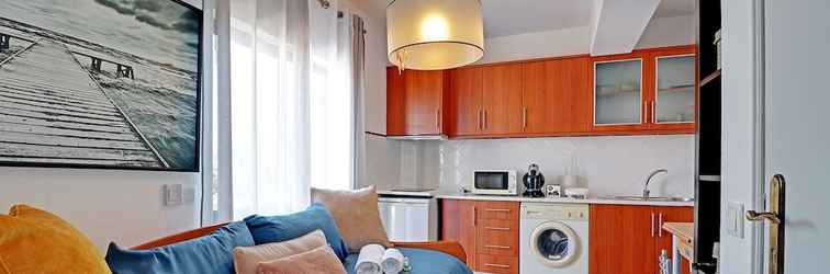 Others Faro Airport Flat 2 by Homing