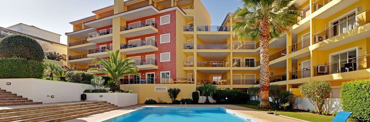 Others Lagos Balcony With Pool by Homing