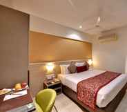 Khác 2 Click Hotel Vadodara