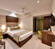 Khác 3 Click Hotel Vadodara