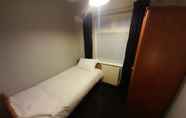 Others 2 Bright 4-bed House 15 min to Manchester Centre