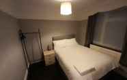 Others 7 Bright 4-bed House 15 min to Manchester Centre