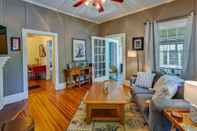 Lain-lain Quaint Anderson Home w/ Sunroom, Walk To Downtown!