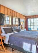 Primary image Pet-friendly Couple's Cabin in Eureka Springs