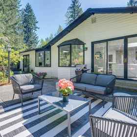 Interior 1 Modern Home: 3 Miles to Woodinville Wine Country!, Khách sạn Washington