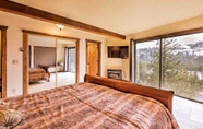 Others 7 Gorgeous Updated Cabin; Panoramic Donner Lake View