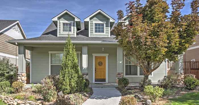 Others Luxe Home w/ Pool Access: 9 Mi to Downtown Boise!