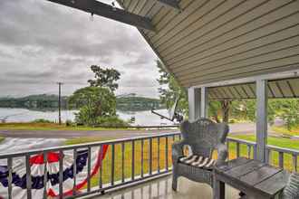 Khác 4 Northville Lakefront Escape w/ Deck: Walk to Lake