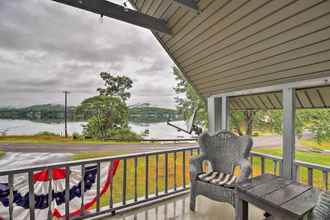 Lainnya 4 Northville Lakefront Escape w/ Deck: Walk to Lake