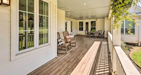 Others 2 12 Mi to Tcu: Fort Worth Cottage w/ Farmland Views