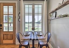 Others 6 12 Mi to Tcu: Fort Worth Cottage w/ Farmland Views