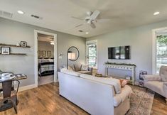 Others 4 12 Mi to Tcu: Fort Worth Cottage w/ Farmland Views