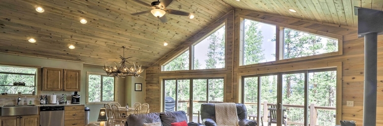 Lain-lain Spacious Cabin w/ Views & Deck Near Jefferson Lake