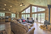 Others Spacious Cabin w/ Views & Deck Near Jefferson Lake