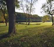 Khác 4 Troutfest: Anglers Retreat on White River w/ Deck