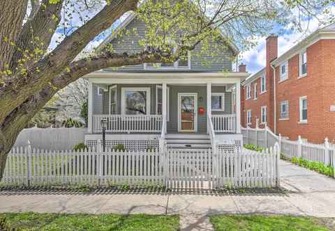 Others Charming Oak Park Home w/ Private Fire Pit!