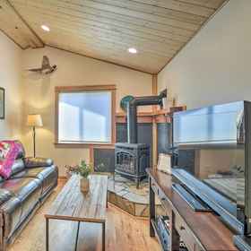 Primary image 1 Cozy Sequim Condo: Olympic Discovery Trail Access!, Sequim Bay State Park Hotels