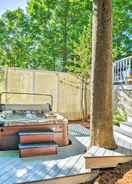 Imej utama Gorgeous Meredith Home w/ Hot Tub & Grill!