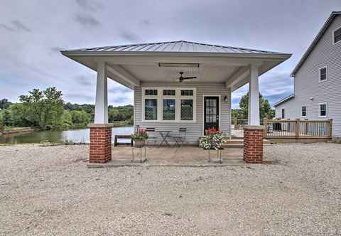 Others Lakefront Studio Guest Home on Hermann Wine Trail!