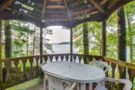 Lain-lain Lakefront Harrisville Cabin w/ Dock & Decks!