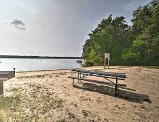 Others 2 Lakefront Cabin w/ Fire Pit, Dock, & Boat Rental