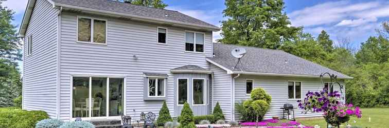 Others Charming Lewiston Apt: 10 Miles to Niagara Falls!