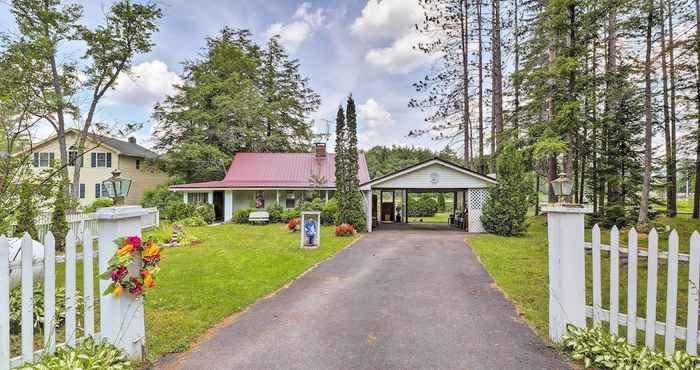 Lainnya Cozy Cottage on Caroga Lake w/ Waterfront Fire Pit