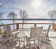 Others 4 Peaceful Clinton Retreat w/ Lakefront Views!