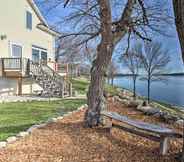 Others 5 Peaceful Clinton Retreat w/ Lakefront Views!