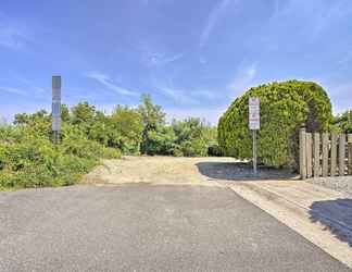 Others 2 Brigantine Retreat w/ Balconies - Walk to Beach!