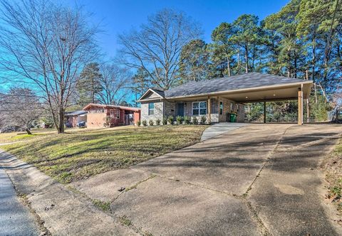 Others Family Home ~ 5 Mi to Downtown Little Rock!