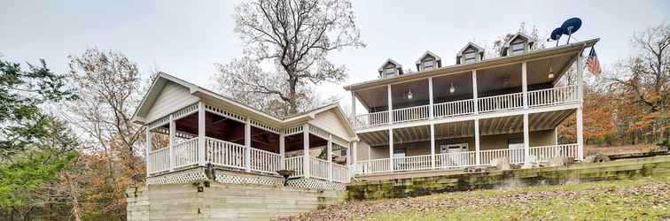 Lain-lain Waterfront Beaver Lake House w/ Deck & Fire Pit!